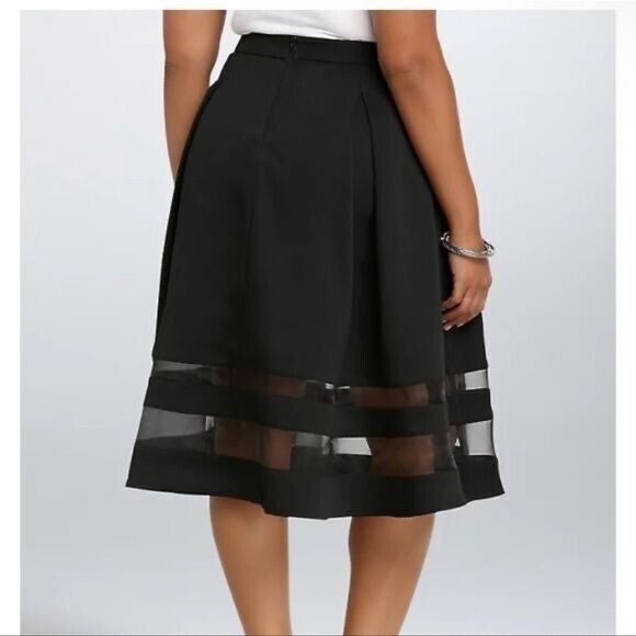 Torrid Skirt Women's 18 Black Textured Mesh Panel A Line Midi Skirt - Picture 6 of 6